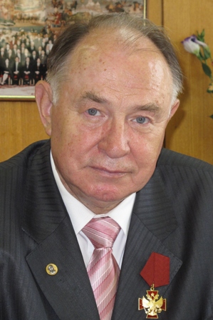 Михаил Леонтьевич Титаренко